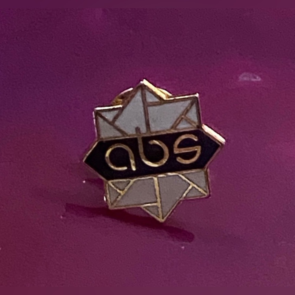 Vintage ABS Enamel Pin #9089